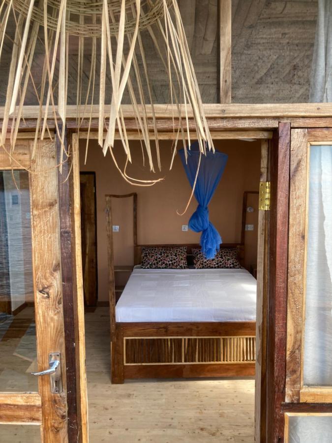 Soul Rebel Lodge & Backpackers Nkhata Bay 외부 사진