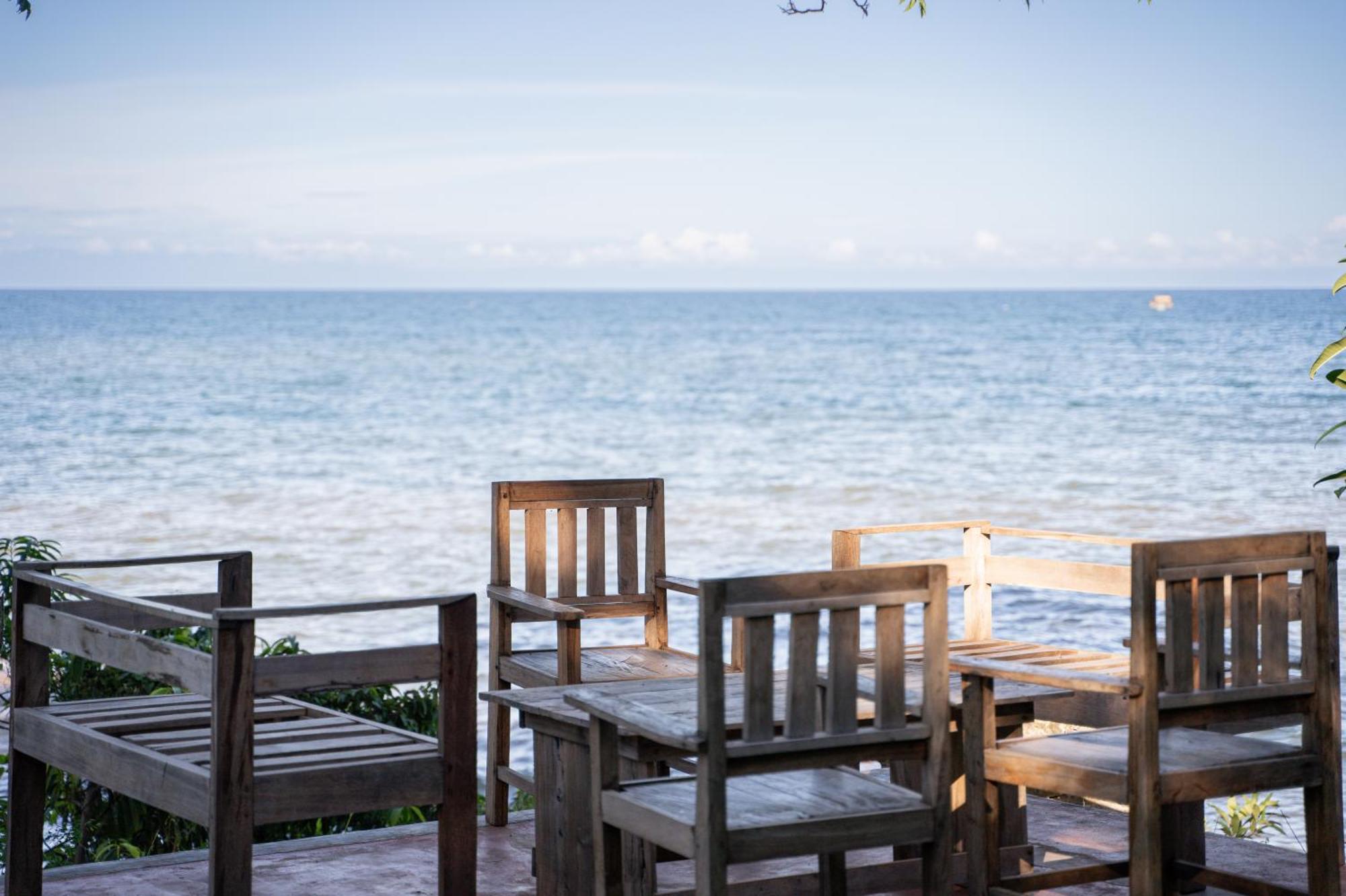 Soul Rebel Lodge & Backpackers Nkhata Bay 외부 사진