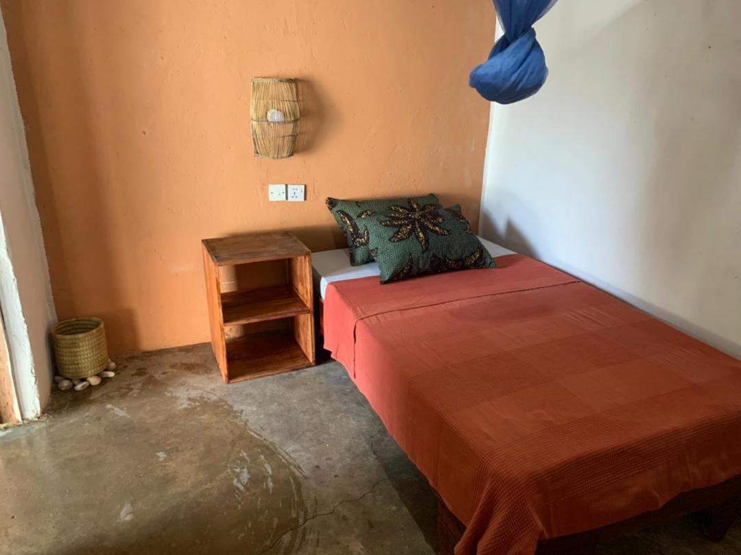Soul Rebel Lodge & Backpackers Nkhata Bay 외부 사진