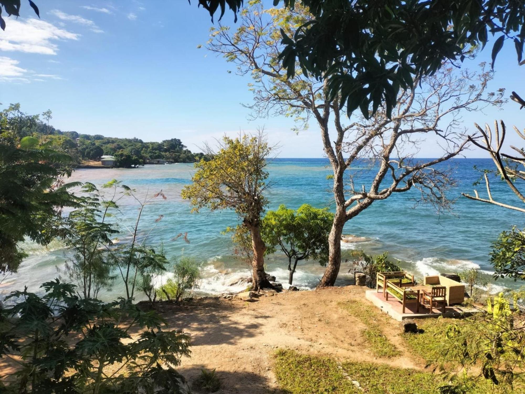 Soul Rebel Lodge & Backpackers Nkhata Bay 외부 사진